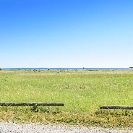 In W/ Wifi And 2 Bedrooms Hébergement de vacances